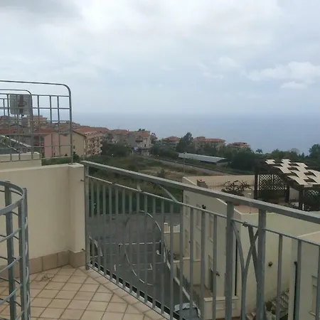 דירה La Terrazza Di Pizzo פיצו